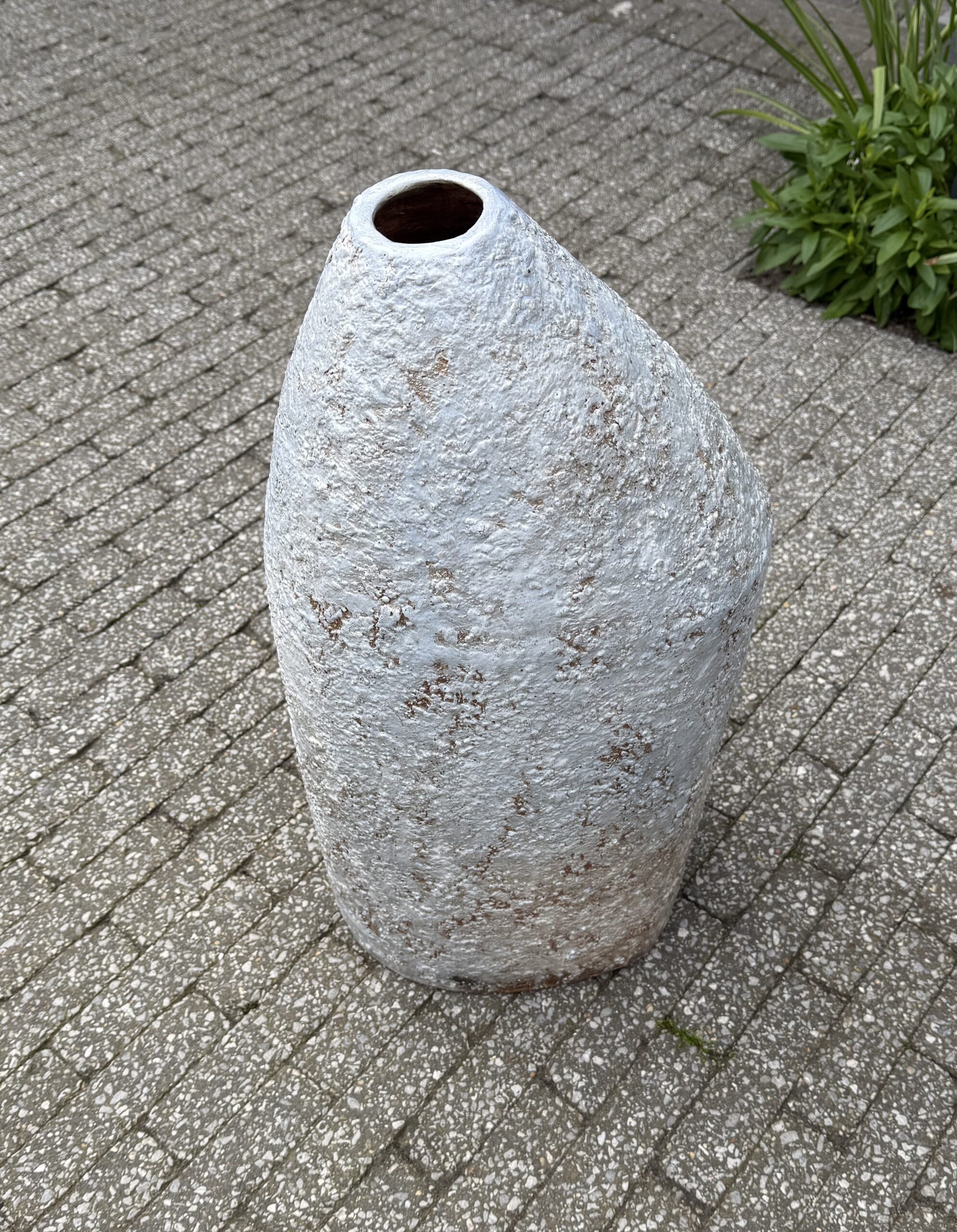 Vessel Blue – Image 1